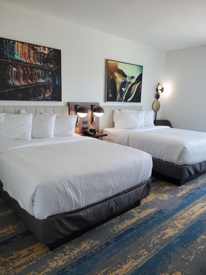 La Quinta Inn & Suites By Wyndham Terrell Dış mekan fotoğraf