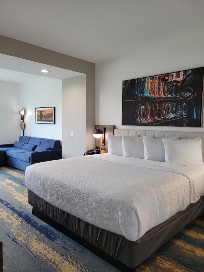 La Quinta Inn & Suites By Wyndham Terrell Dış mekan fotoğraf