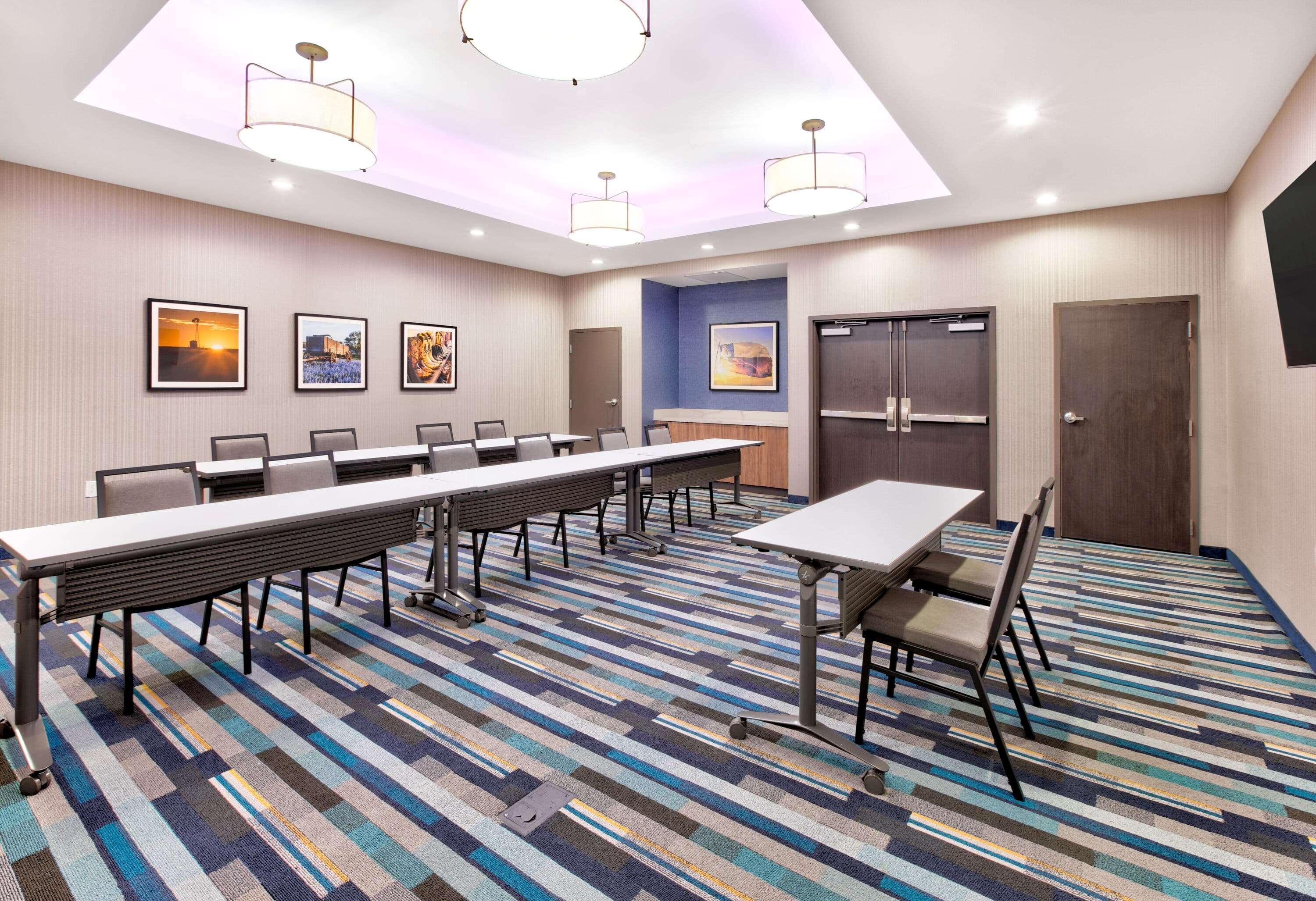 La Quinta Inn & Suites By Wyndham Terrell Dış mekan fotoğraf
